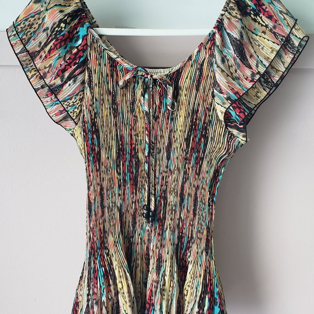 Signature by Larry Levine Abstract Pleated Blouse | Boho Artsy Colorful Top